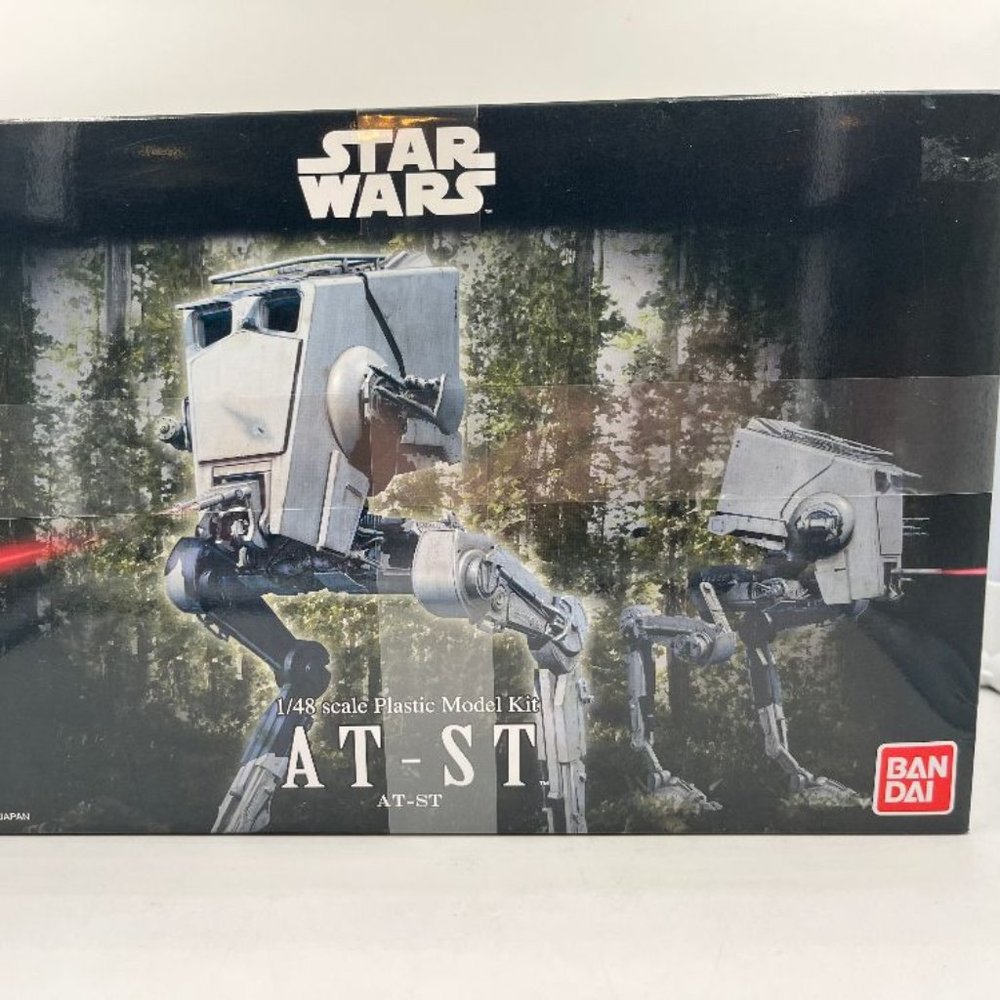 Star Wars AT-ST Walker 1/48 Bandai All Terrain Scout Transport Plastic Model Kit